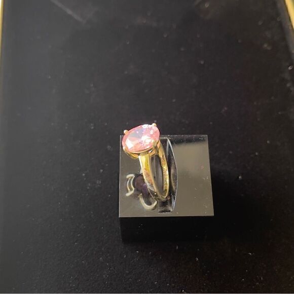 Sterling silver pink gem ring - Picture 7 of 8
